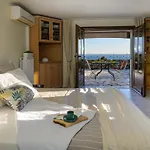 Vivian's Endless View Апартаменты *