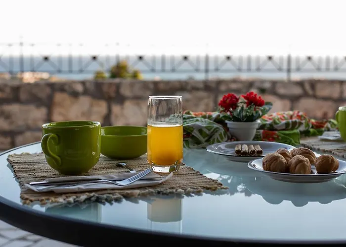 Vivian's Endless View * Σβορωνάτα