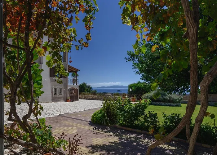 Διαμέρισμα Vivian's Endless View