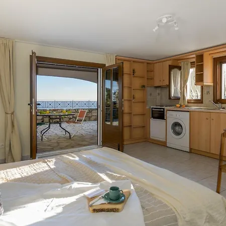 Vivian's Endless View Apartamento Svoronata