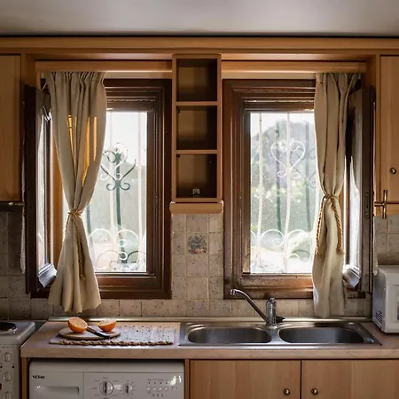 Vivian's Endless View Svoronata