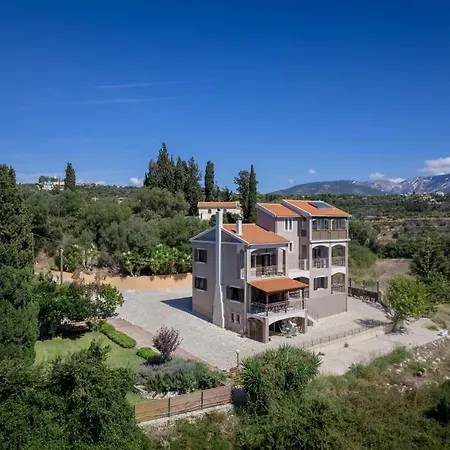 Vivian's Endless View Apartman